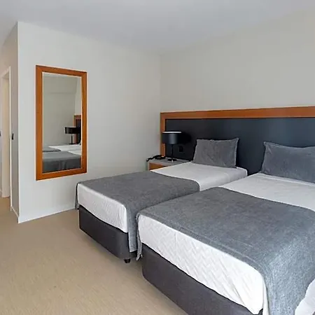 Afonso V & Hotel 3*