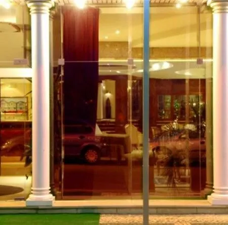 Afonso V Hotel