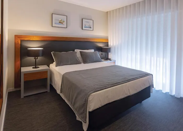 Afonso V & 3* Αβέιρο