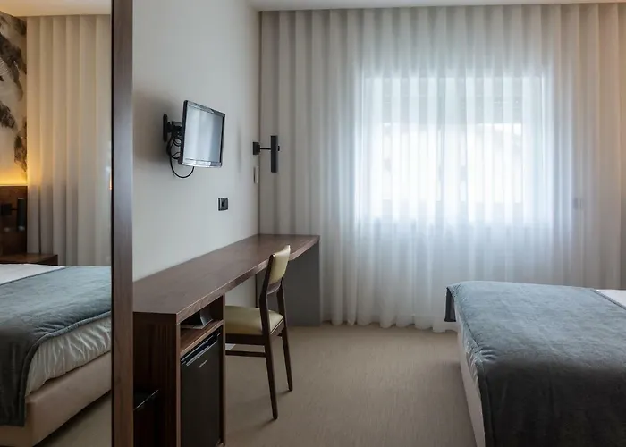 Afonso V & Ξενοδοχείο Αβέιρο