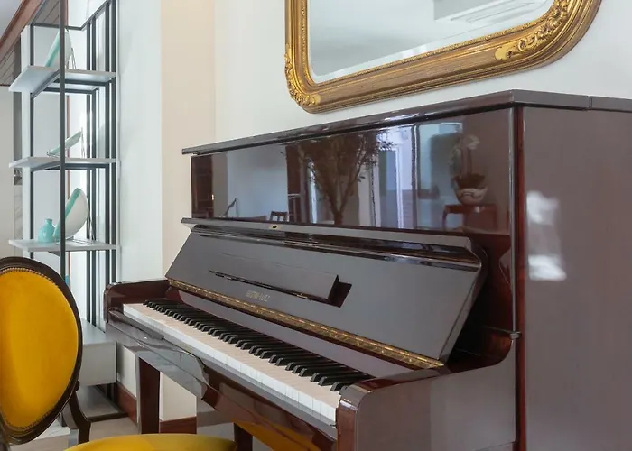 Afonso V & Ξενοδοχείο 3*